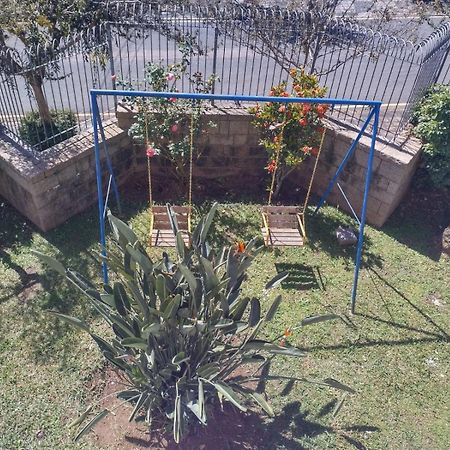 Hostel Residencial Botanico Curitiba Luaran gambar